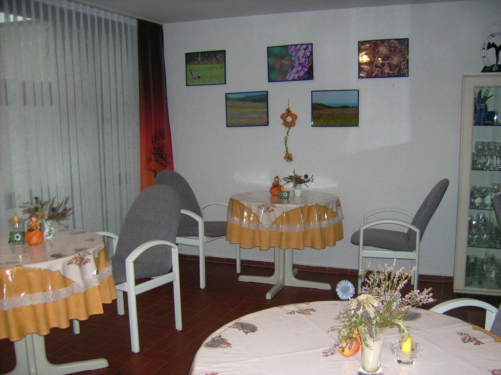 Gaestehaus Hochrhoenblick Schönau an der Brend Δωμάτιο φωτογραφία