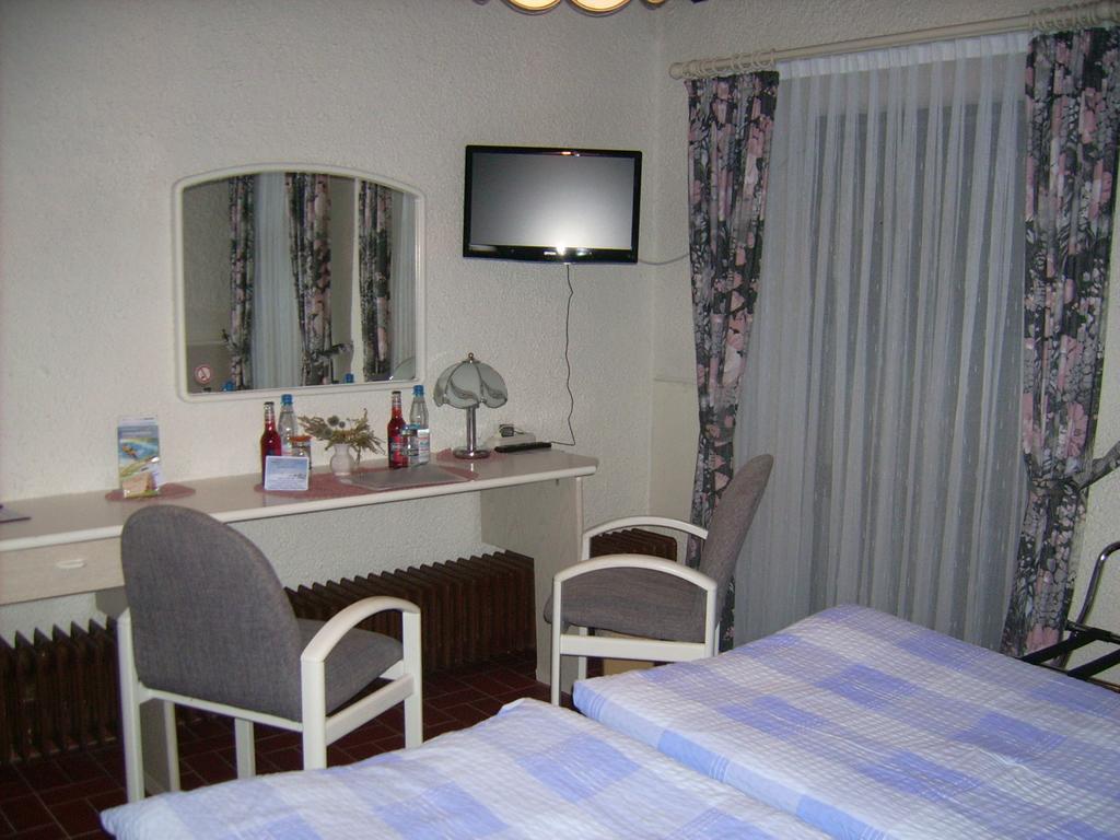 Gaestehaus Hochrhoenblick Schönau an der Brend Δωμάτιο φωτογραφία