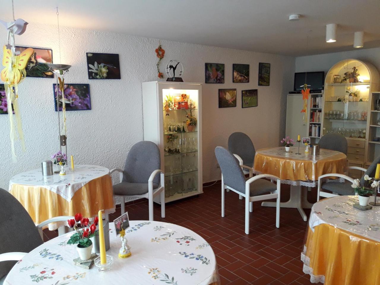 Gaestehaus Hochrhoenblick Schönau an der Brend Εξωτερικό φωτογραφία